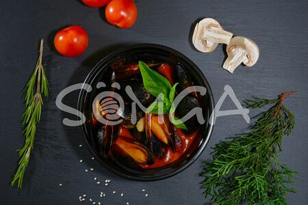 Мидии в соусе Том ям