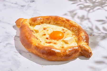 Хачапури по-аджарски