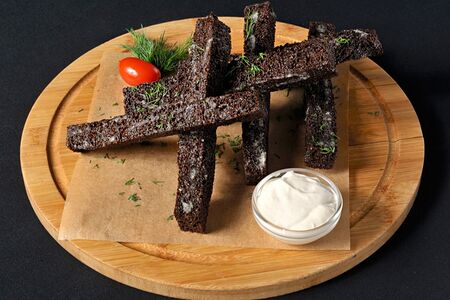 Гренки чесночные