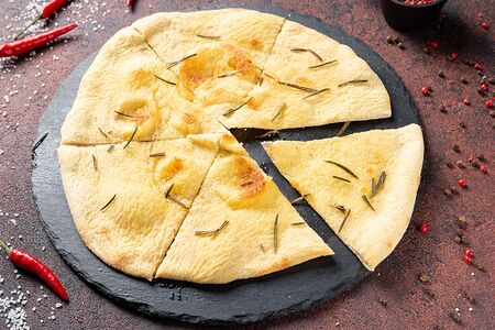 Фокачча с розмарином