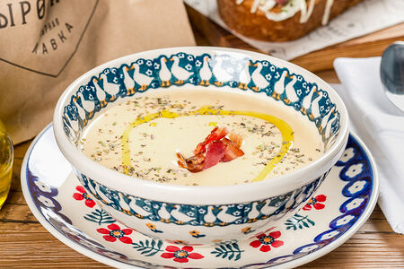 Сырный суп с беконом и брокколи