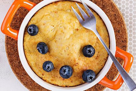 Запеканка творожная с изюмом