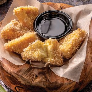 Сырные палочки в кляре