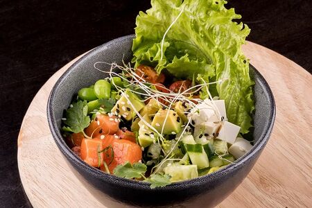 Поке с лососем