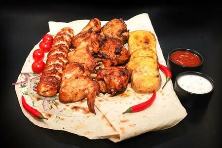 Ассорти куриное в лаваше на двоих