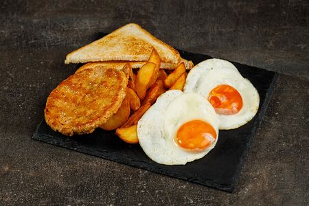 Комбо с куриной котлетой и картофелем по-деревенски