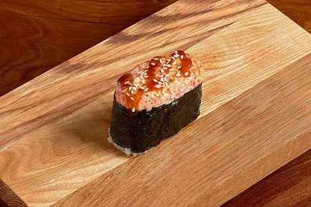 Запеченные суши с крабом