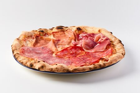 Пицца Четыре салями