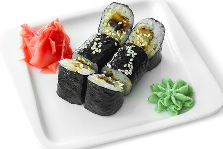 Мини-ролл с угрем