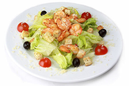 Салат цезарь с тигровыми креветками