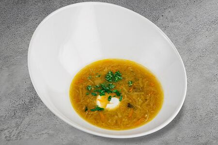 Щи суточные с лесными грибами и постной сметаной