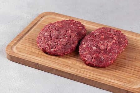 Котлеты для бургеров из ягнёнка. 4 штуки