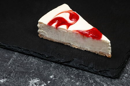 Чизкейк Нью-Йорк с малиной