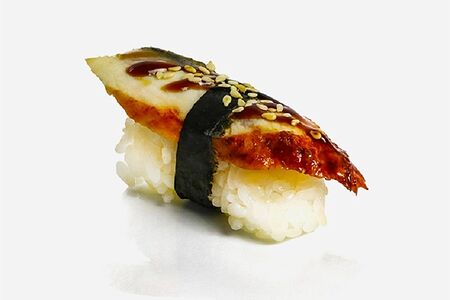 Суши с угрем