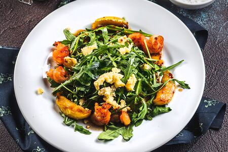 Салат с креветками