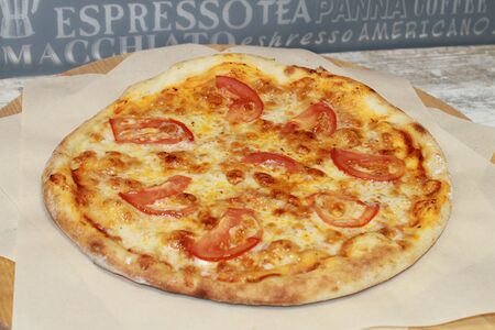 Пицца Маргарита 33 см