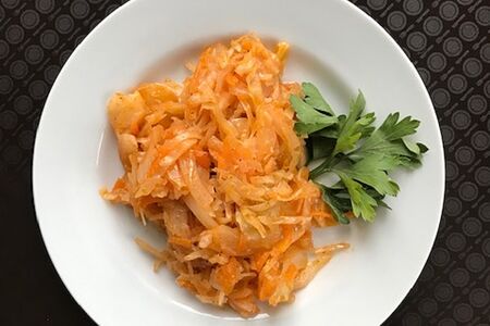 Капуста тушеная