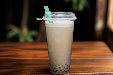 Бабл ти с кофе на молочной основе и джус-боллами