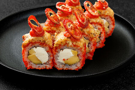 Запеченный ролл с угрем и перцем чили