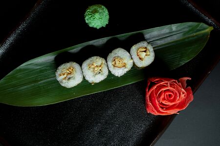 Маки-ролл с огурцом