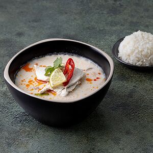 Том кха с курицей