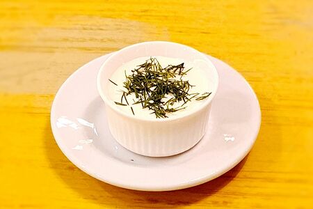 Сметанный соус с чесноком