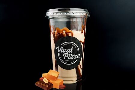 Молочный коктейль Сникерс