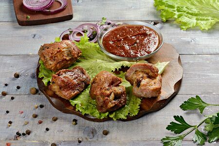 Шашлык из cвинoй шейки