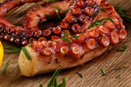 Осьминог на гриле