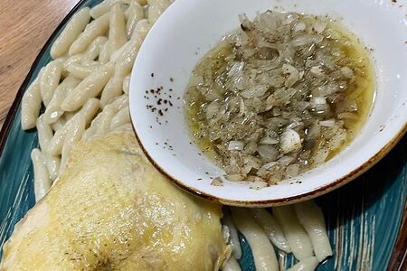 Галушки чеченские с курицей