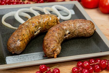 Купаты из говядины со свининой на углях