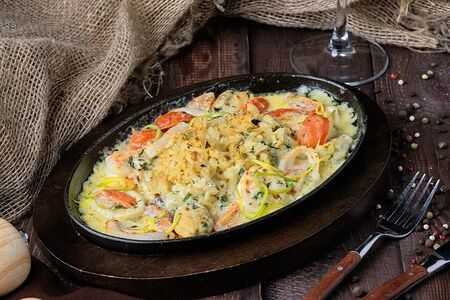 Сковородка с морепродуктами