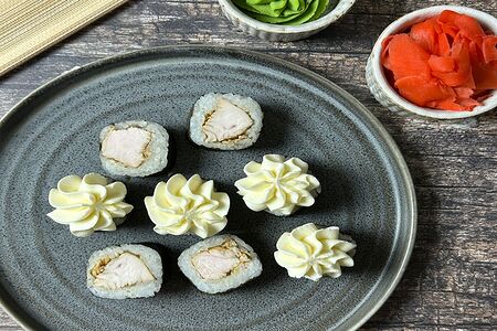 Ролл Чизмаки с курицей