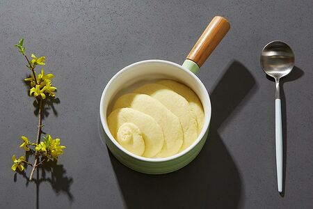 Мятый картофель с базиликовым маслом