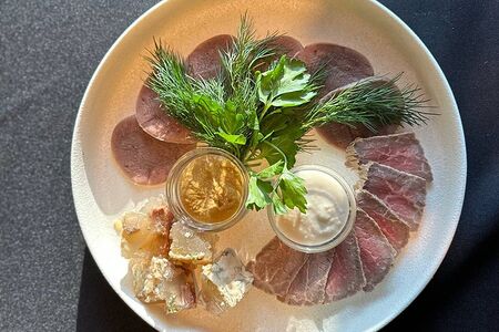 Ассорти мясных закусок