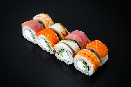 Большой ролл Радуга