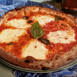 Пицца Правола Аффумикато