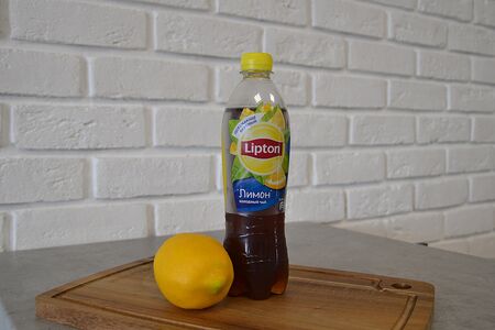 Холодный чай Lipton Лимон