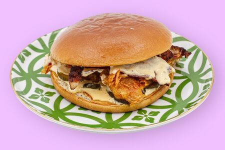 Сэндвич с хрустящим куриным бедром