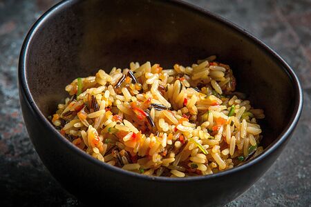 Дикий рис с овощами