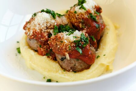 Котлетки из ягнёнка с пюре