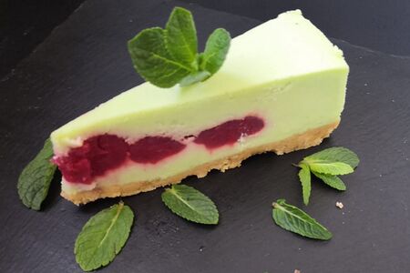 Чизкейк малиновый