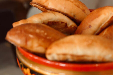 Пирожок с мясом