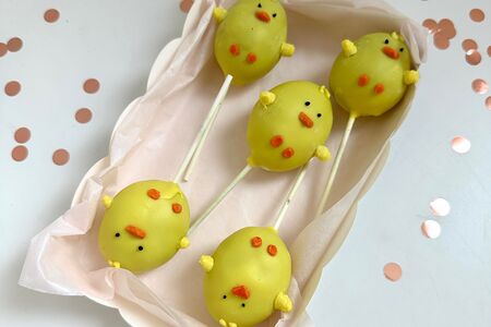 Кейк-попсы Цыплята