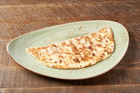 Кутаб с сыром