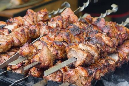 Шашлык из cвинoй шеи