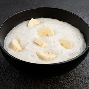 Каша овсяная с бананом