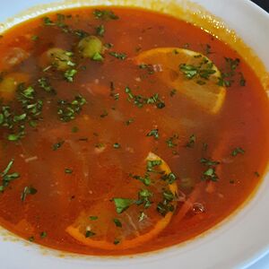 Солянка мясная