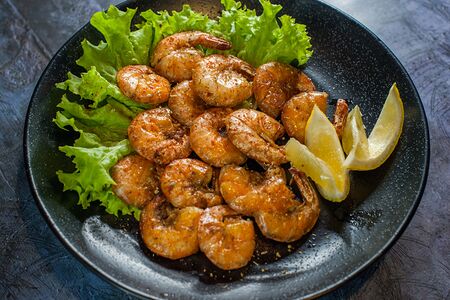 Креветки жареные