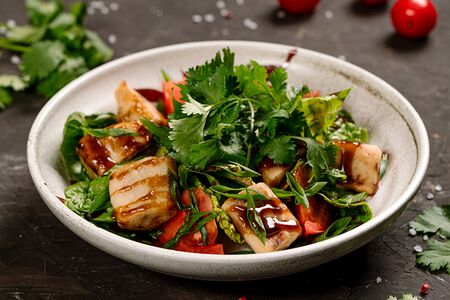 Салат с жареными баклажанами